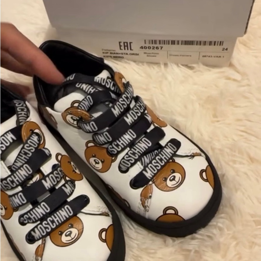 Moschino Kids Bear Print Sneakers - White and Brown
